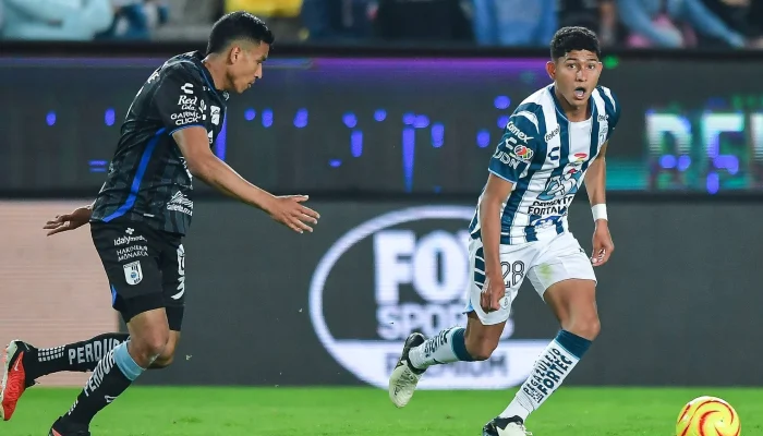 Querétaro Mengalahkan Pachuca dengan Doble Gol Alí Ávila di Liga MX