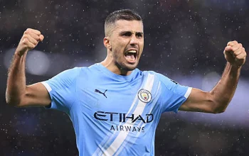 Rodri, Pemain Sepak Bola Spanyol, Menghadapi Masa Depan yang Tidak Pasti di Manchester City