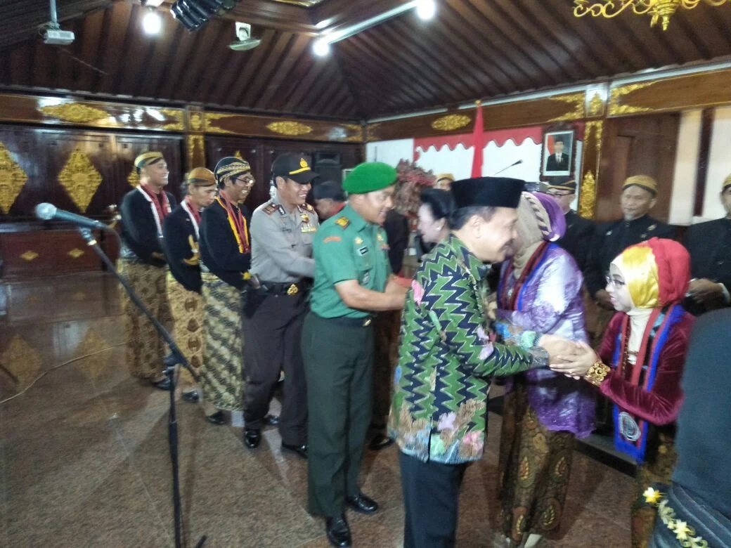 Skandal Korupsi Bupati Sukoharjo: Menyingkap Pelanggaran dan Pengaruhnya terhadap Pemerintahan Daerah