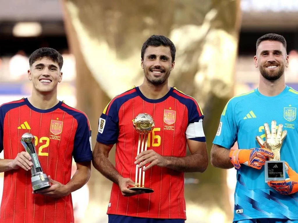 Spanyol Raih Trofi Piala Dunia 2026, Rodri dan Ferran Torres Jadi Pahlawan