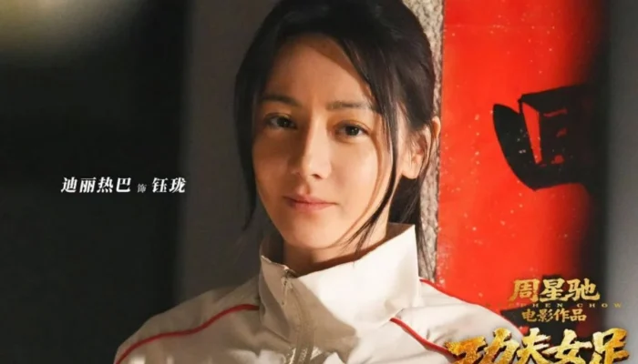 Stephen Chow Ungkap Alasan Pilih Dilraba Dilmurat untuk Bintangi Kung Fu Soccer