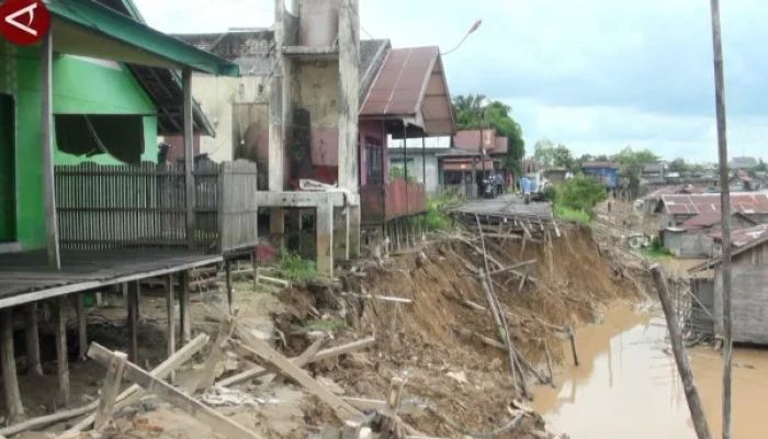 Subuh Menentukan: Dari Pemadaman Listrik hingga Ablasi Sungai Kahayan