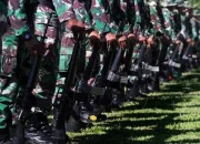 TNI Jaga Rumah Jampidsus, YLBHI: Adu Kuat Aparat Sangat Bahaya