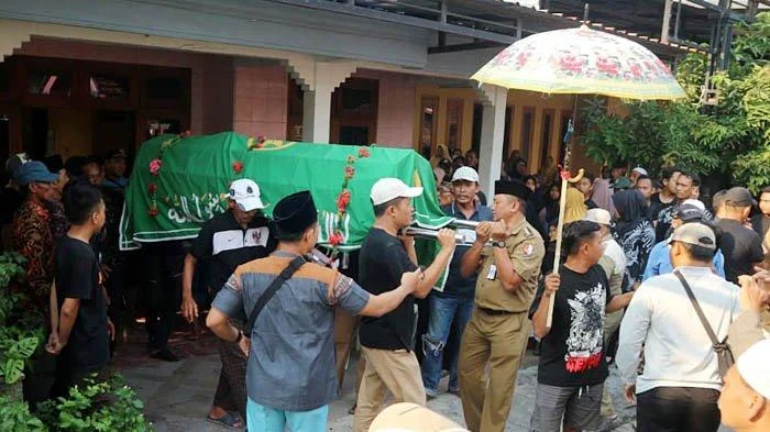 Tragedi Subuh di Jawa Timur: Kecelakaan dan Insiden Membuat Warga Berduka