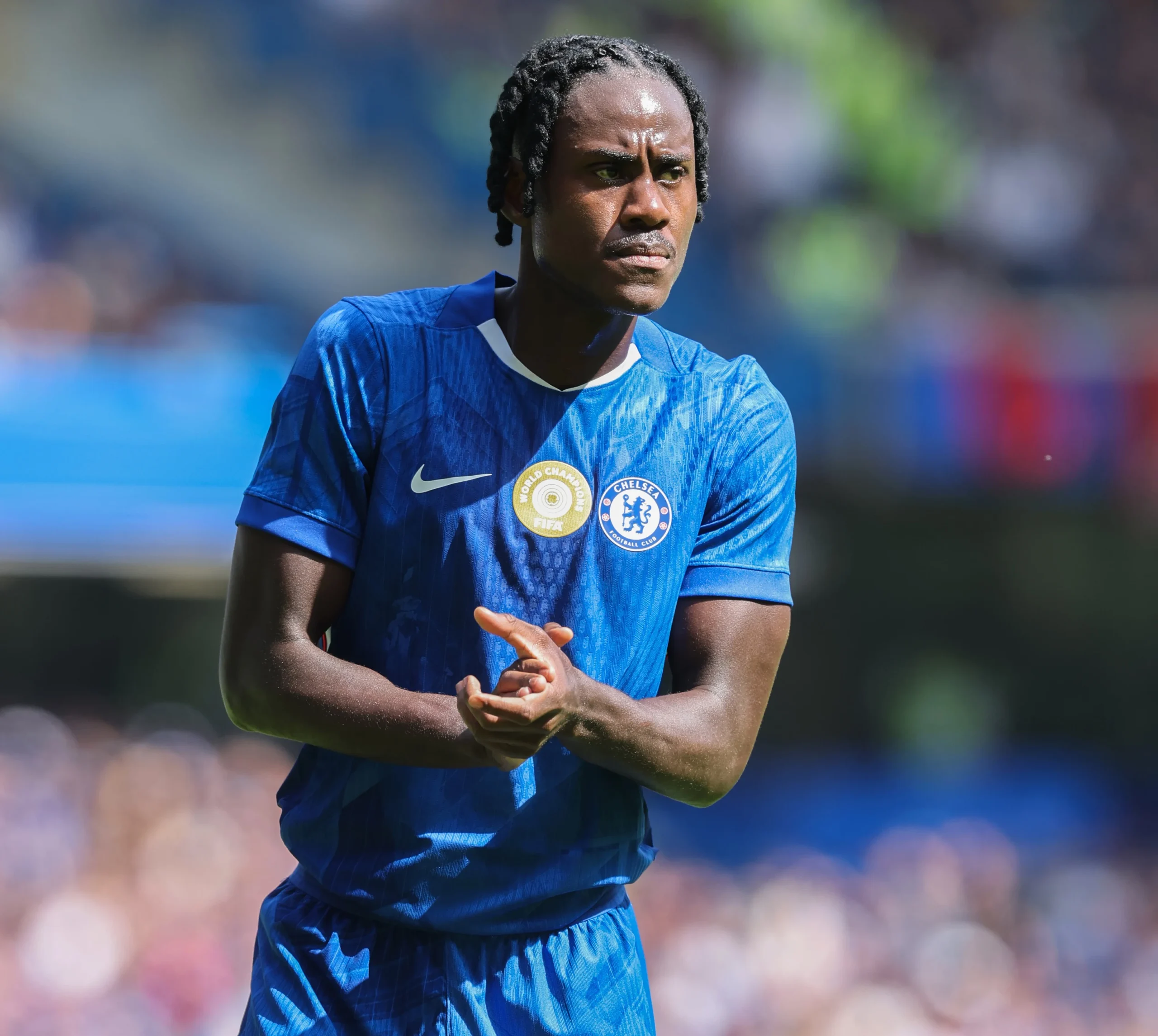 Trevoh Chalobah Siap Tinggalkan Chelsea, Como 1907 Incar Bek Muda Ini