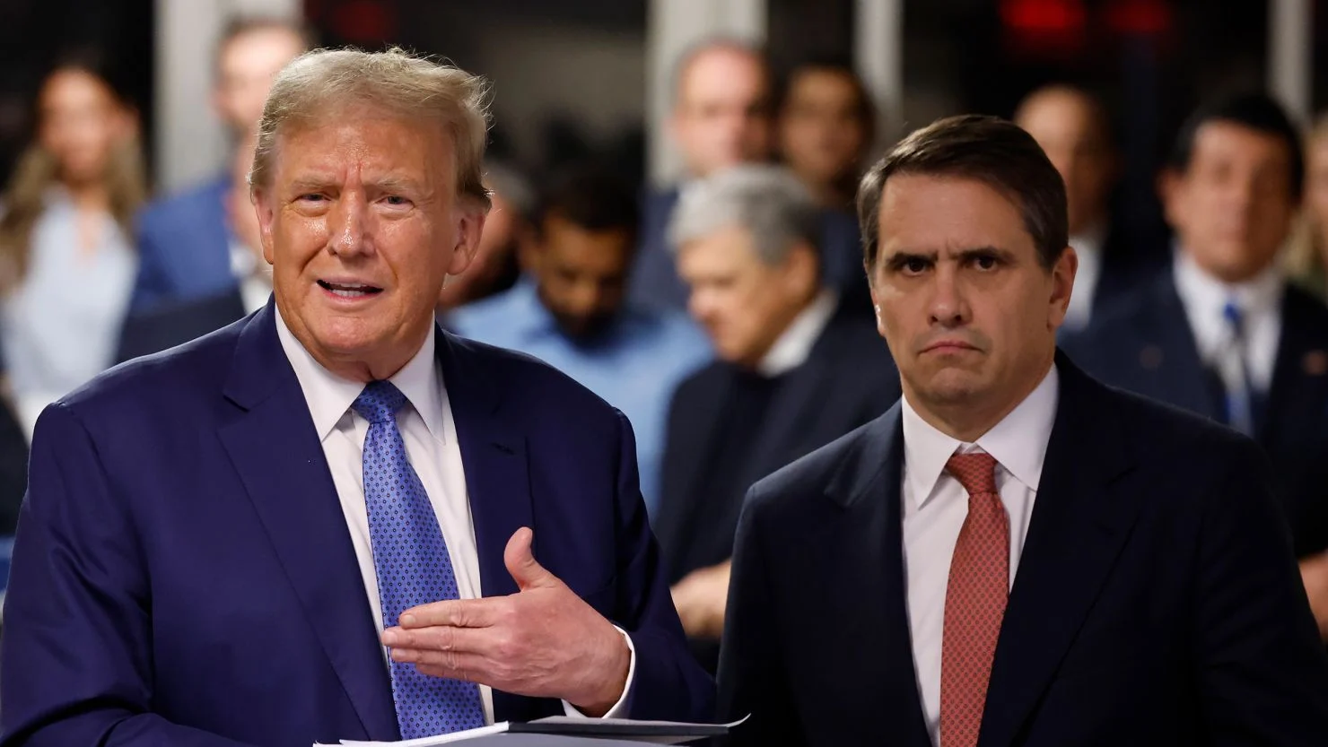 Trump Ancam Tarik Nominasi Todd Blanche sebagai Jaksa Agung hingga Setelah GOP Holdouts Keluar
