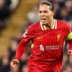 Virgil van Dijk Dalam Perseteruan Liverpool: Apakah Kapten Merah Siap Pindah?