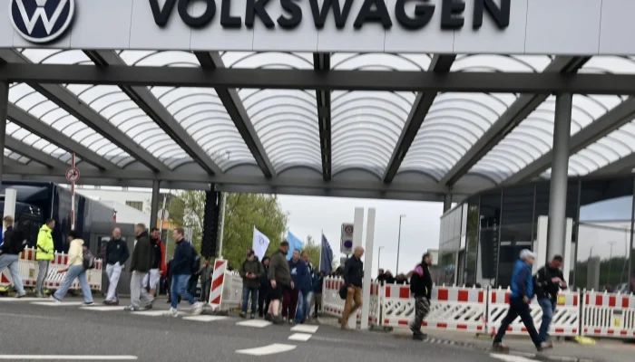 Volkswagen dan IG Metall dalam Skandal Penghancuran Pekerjaan