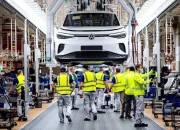 Volkswagen Hadapi Protès Serikat Pekerja Atas Rencana Pemutusan Hubungan Kerja 100.000 Karyawan