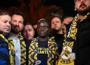 Al Ittihad dan Fenerbahce: Dua Klub Sepak Bola yang Membuat Gebrakan di Industri