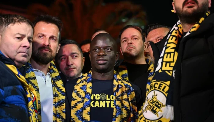 Al Ittihad dan Fenerbahce: Dua Klub Sepak Bola yang Membuat Gebrakan di Industri