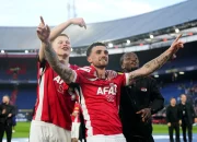 AZ Alkmaar: Troy Parrott dan Peer Koopmeiners, Dua Wajah yang Berbeda dalam Dunia Sepak Bola
