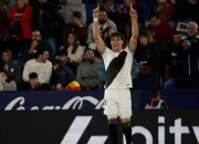 Carlos Espi Merayakan Debutnya di Real Madrid dengan Penuh Emosi