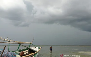 Cuaca di Pangkal Pinang dan Sekitarnya: Hujan dan Berawan Tebal