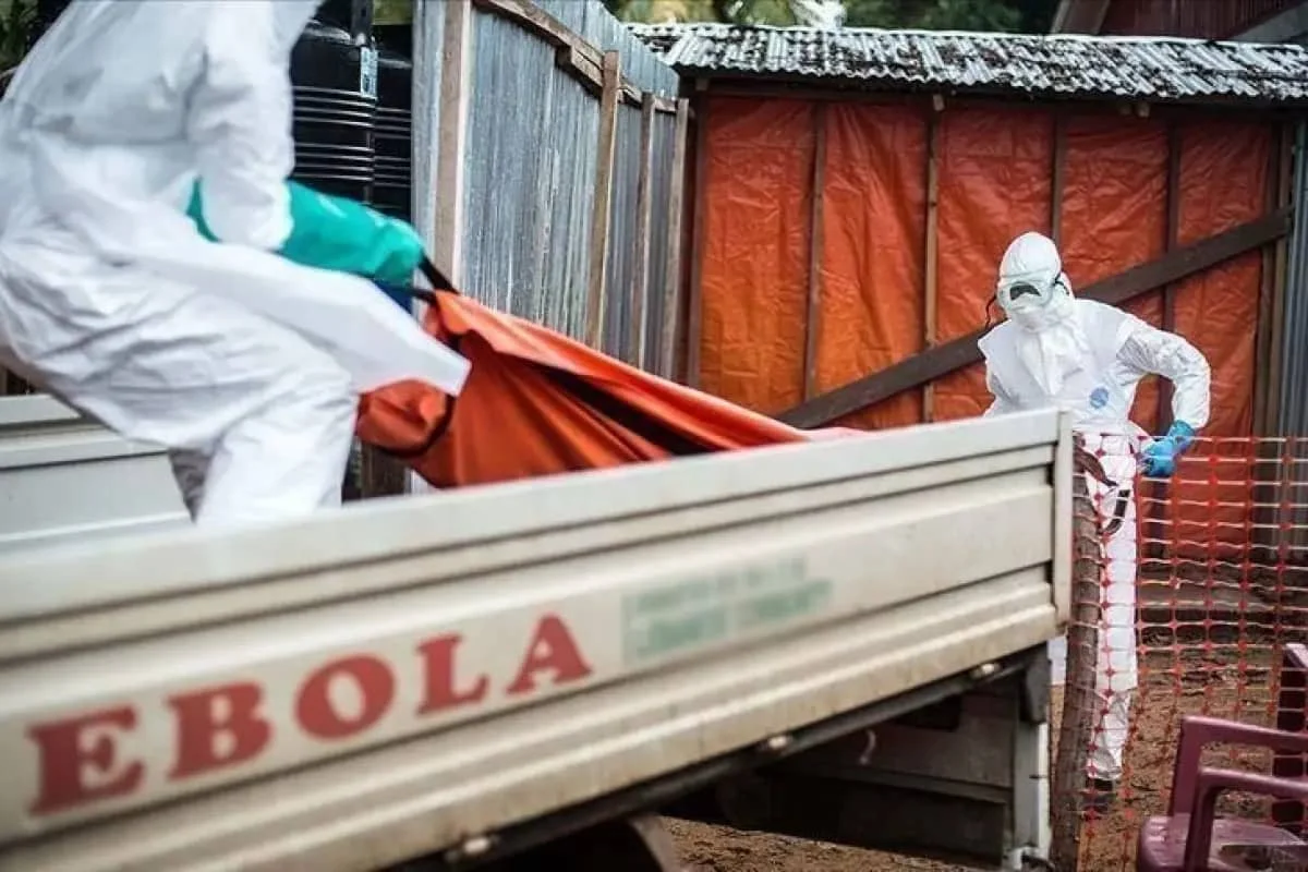 Ebola di Uganda dan Tottenham Hotspur: Dua Berita yang Menghebohkan