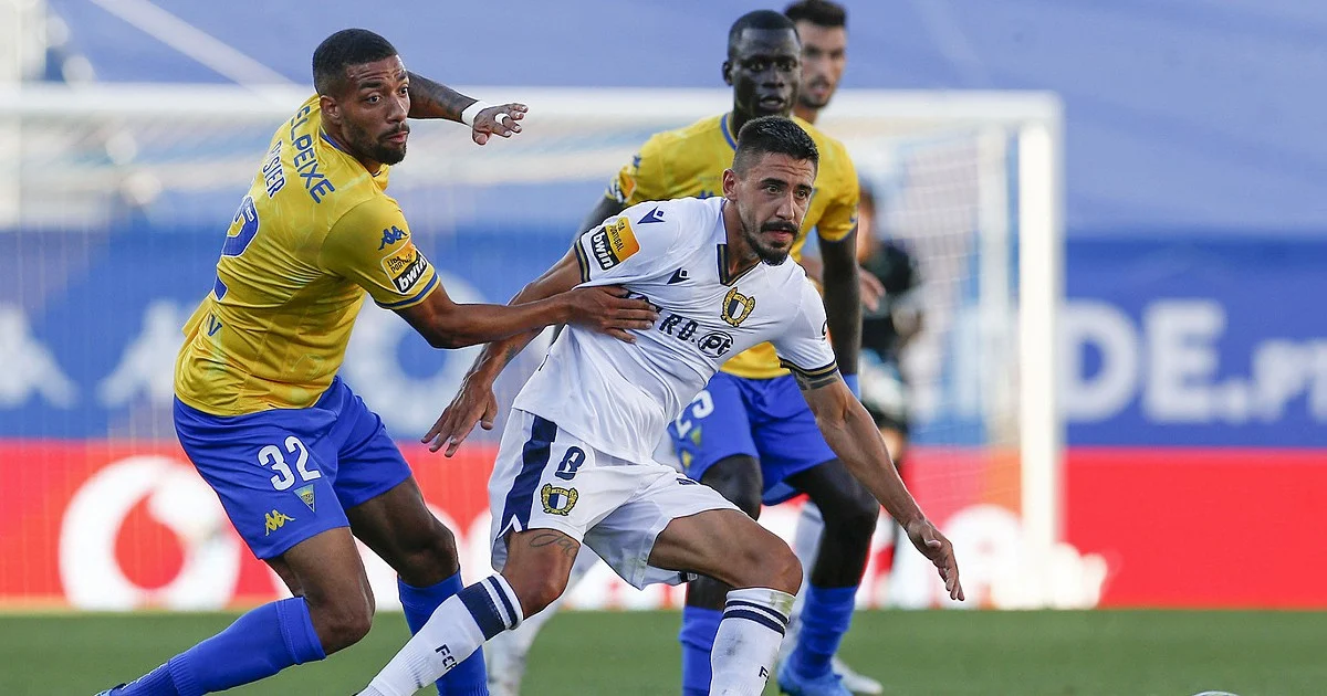 Estoril Praia vs Famalicao: Head-to-head dan Statistik di Liga Portugal
