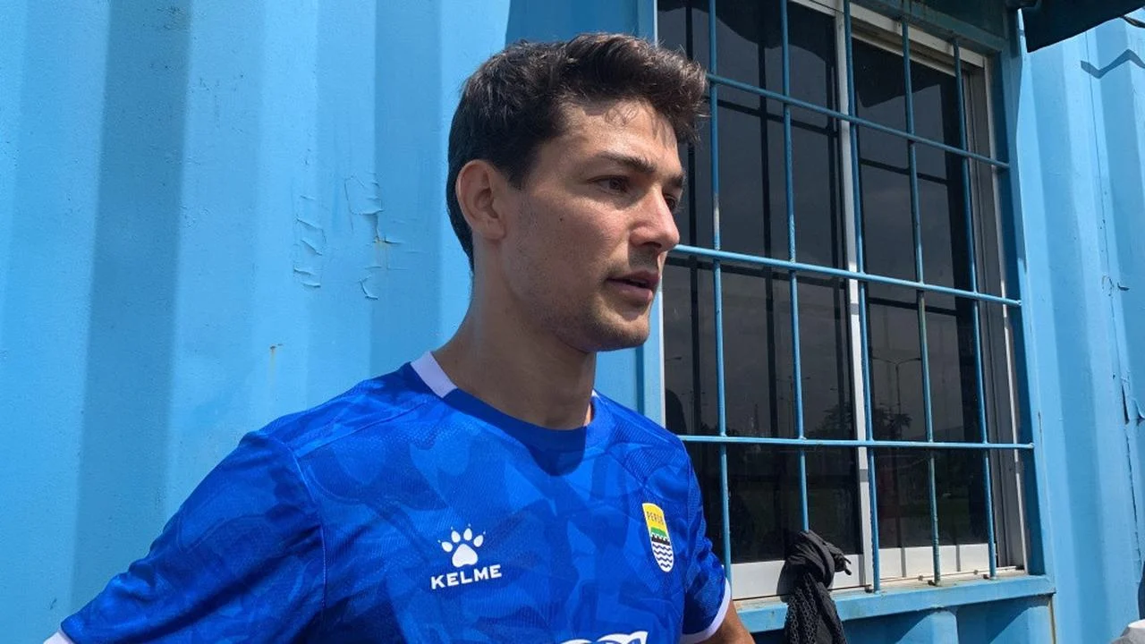Federico Barba Pindah ke Palermo FC: Bek Italia Membuat Sejarah di Liga Indonesia