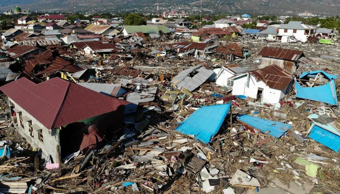 Gempa Bumi Dahsyat di Indonesia: 20 Orang Tewas dan Ratusan Bangunan Hancur