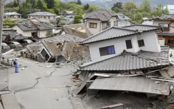 Gempa Jepang: Kematian Akibat Gempa Kumamoto Mencapai 38, Warga Menghadapi Kehidupan Tanpa Listrik dan Air