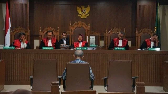Hakim dan Kasus yang Membuat Heboh: Dari Pengadilan hingga Pemberitaan