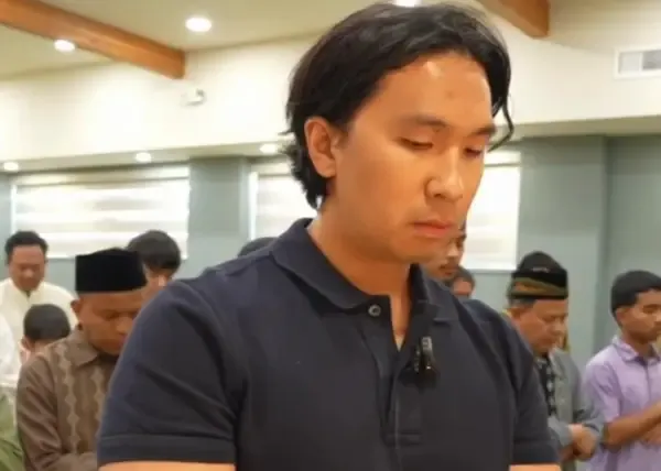 Indra Priawan Jadi Imam Salat Jumat di Kanada, Bikin Netizen Terpukau!