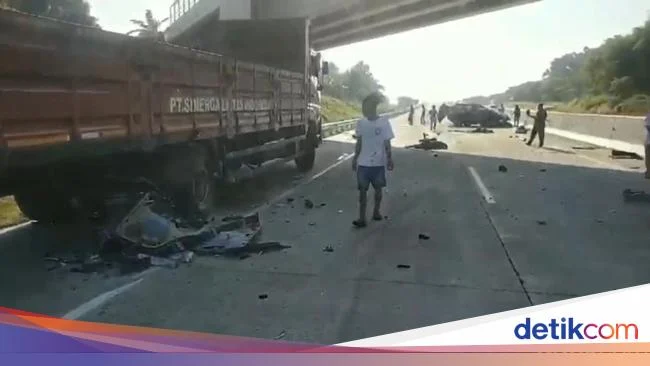 Insiden Kejar-Kejaran di Jalan Tol Semarang-Batang: Kronologi dan Penjelasan