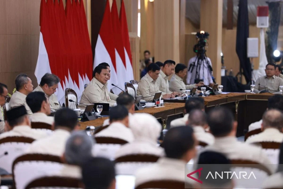 Kabinet Bayangan: Antara Kritik dan Alternatif Kebijakan Pemerintah