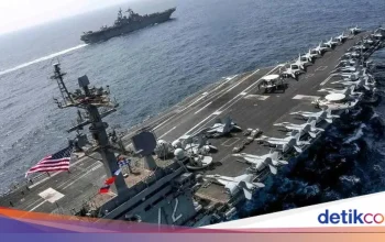 Kapal Induk AS USS Abraham Lincoln Dilanda Kekacauan: 7 Tentara Tewas dalam Bentrokan dan 6 Mencoba Melompat ke Laut