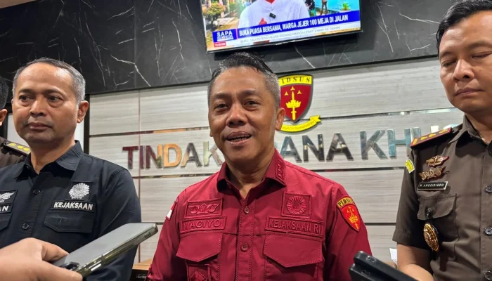 Kebun Binatang Surabaya Terlibat Kasus Korupsi, Eks Dirut Jadi Tersangka