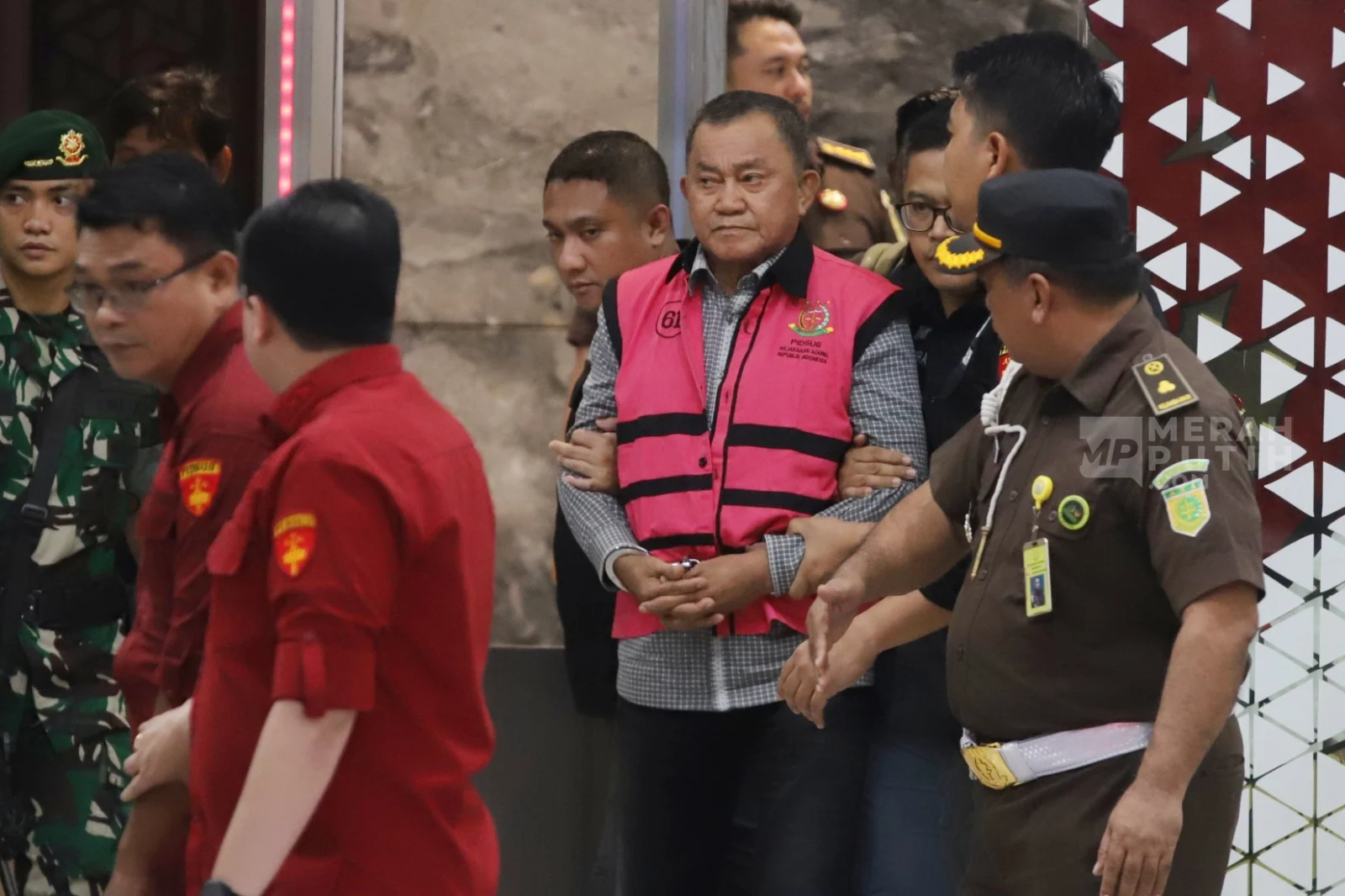 Kejagung Panggil 16 Saksi Korupsi MBG, Lodewyk Pusung Jadi Tersangka