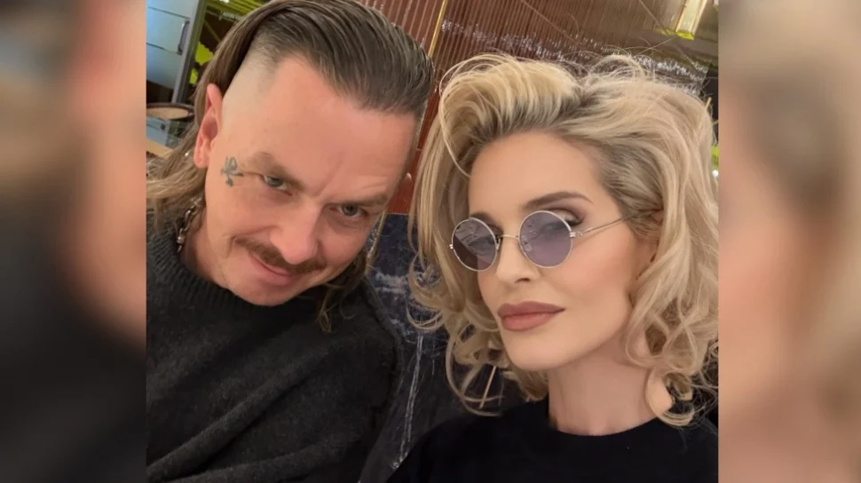 Kelly Osbourne dan Sid Wilson Akhiri Pertunangan Setelah Bergolak Selama Berbulan-Bulan