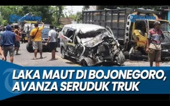 Kisah Nyata KH Anwar Zahid Selamat dari Kecelakaan Maut di Bojonegoro