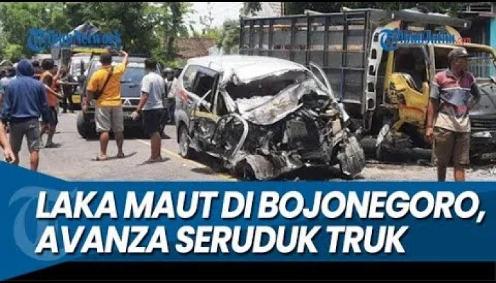 Kisah Nyata KH Anwar Zahid Selamat dari Kecelakaan Maut di Bojonegoro