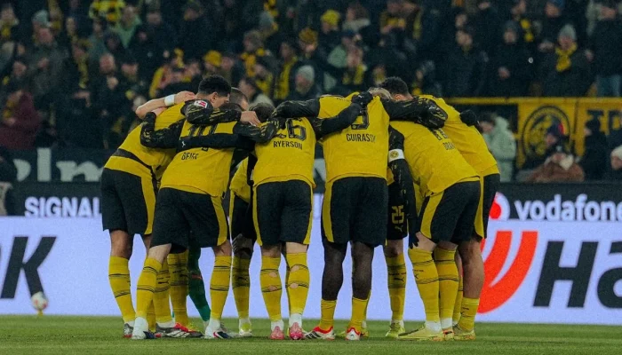 Konstantinos Karetsas, Pemain Muda Berbakat yang Mengesankan di Borussia Dortmund
