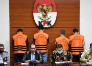 KPK Tangkap Bupati Pemalang Anom Widiyantoro, Kasus Korupsi di Bea Cukai Semakin Memburuk