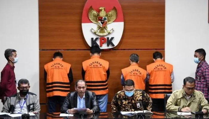 KPK Tangkap Bupati Pemalang Anom Widiyantoro, Kasus Korupsi di Bea Cukai Semakin Memburuk