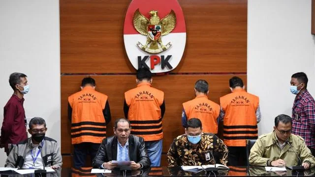 KPK Tangkap Bupati Pemalang Anom Widiyantoro, Kasus Korupsi di Bea Cukai Semakin Memburuk