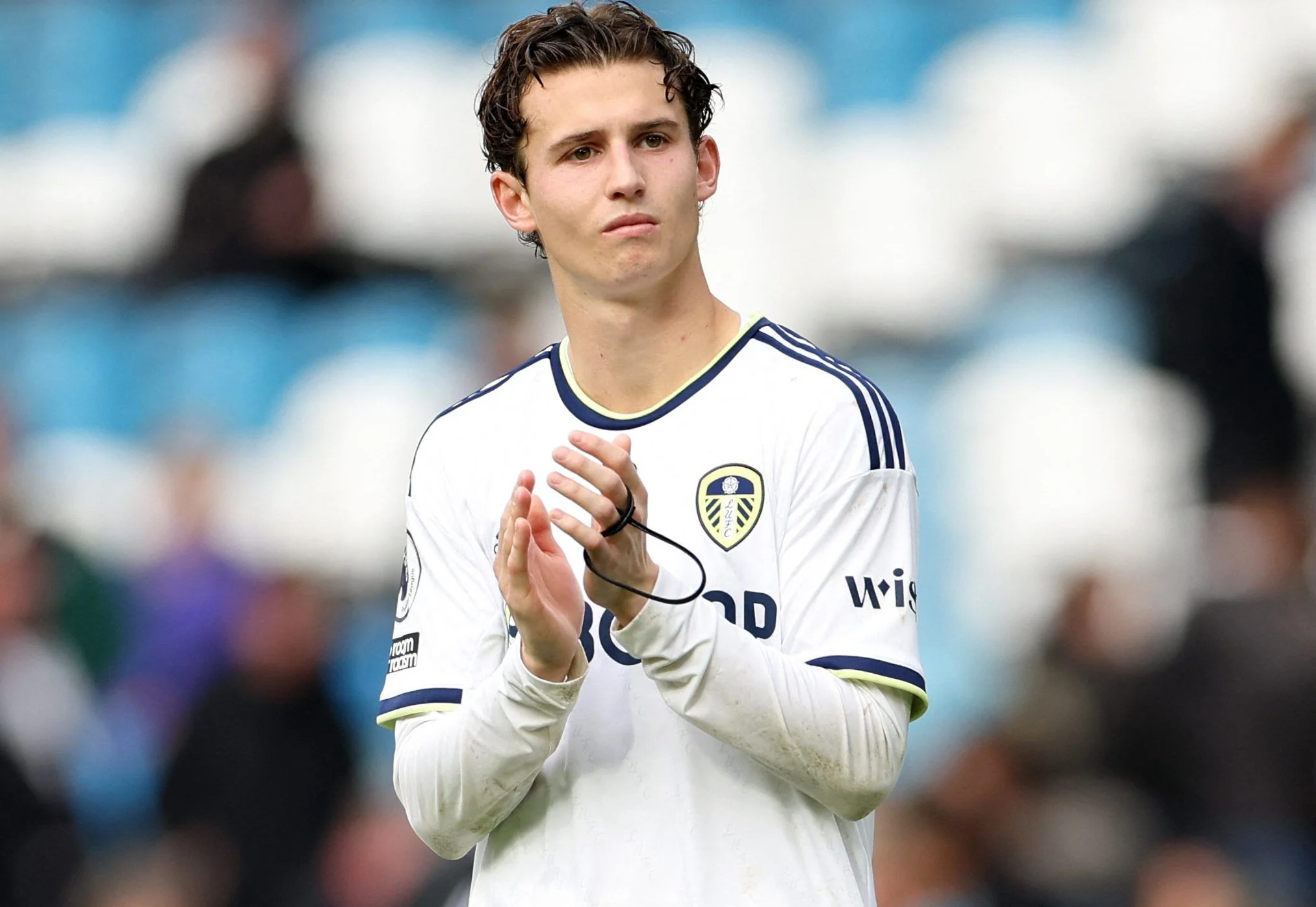 Leeds United FC: Antisipasi Masa Depan Brenden Aaronson dan Prestasi di Pre-Season
