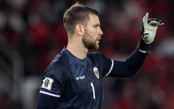 Maarten Paes Dinilai Cukup Baik, Ajax Amsterdam Dikabarkan Akan Rekrut Marc-Andre ter Stegen