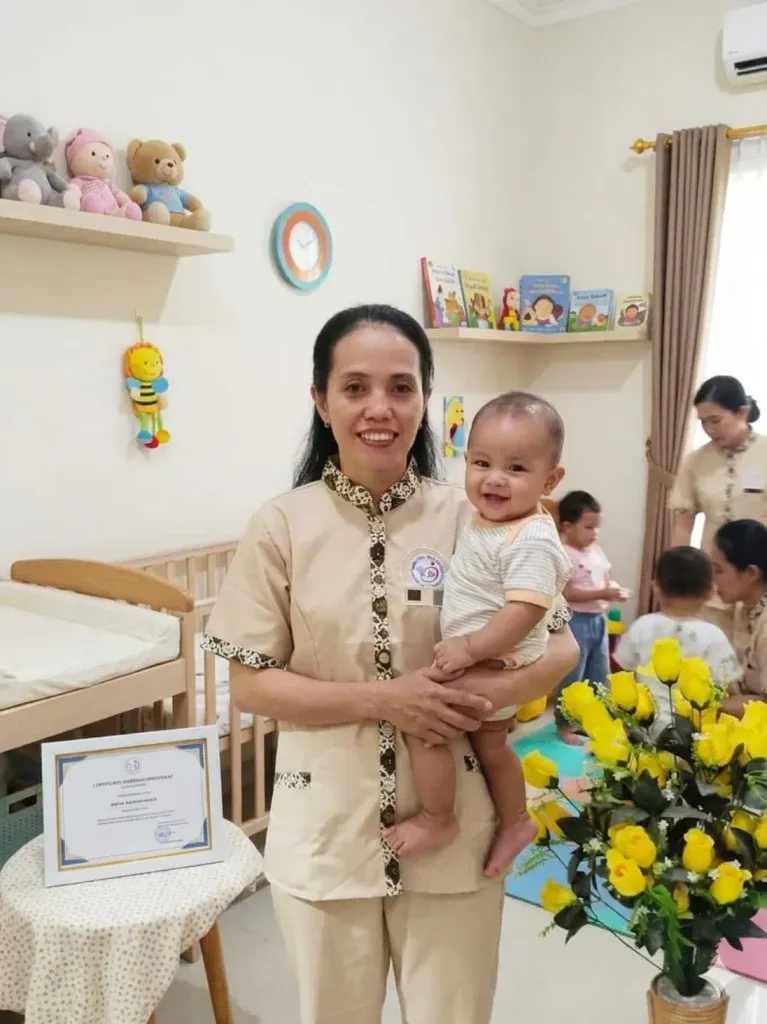 Mengenal Babysitter: Pilihan Tepat untuk Orang Tua Sibuk