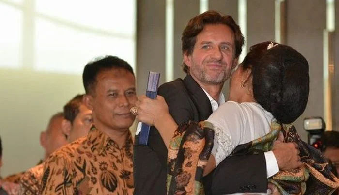 Mengenal Daniel Kaiser, Mantan Suami Susi Pudjiastuti yang Meninggal di Swiss