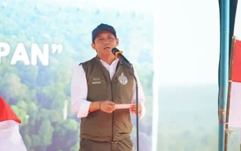 Menteri Kehutanan Raja Juli Antoni: Penyelidikan Karhutla Gunung Bromo Diserahkan ke Aparat Penegak Hukum