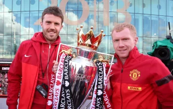 Michael Carrick Abaikan Saran Paul Scholes untuk Mengeluarkan 7 Pemain Manchester United