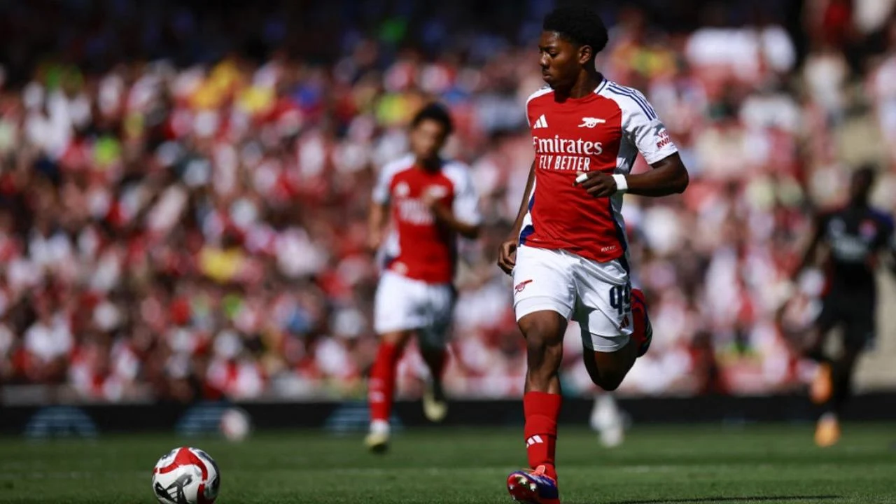 Myles Lewis-Skelly Jadi Sorotan, Manchester United Siap Tandingi Arsenal