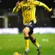 Oxford United 2-2 MK Dons: Ciaron Brown Cetak Gol Penyeimbang di Menit Akhir