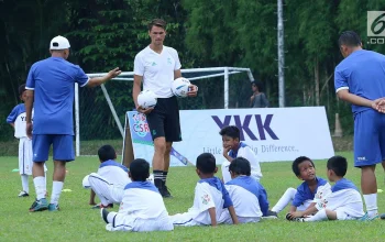 Pelatih dan Pemain Sepak Bola Menghadapi Tantangan Baru