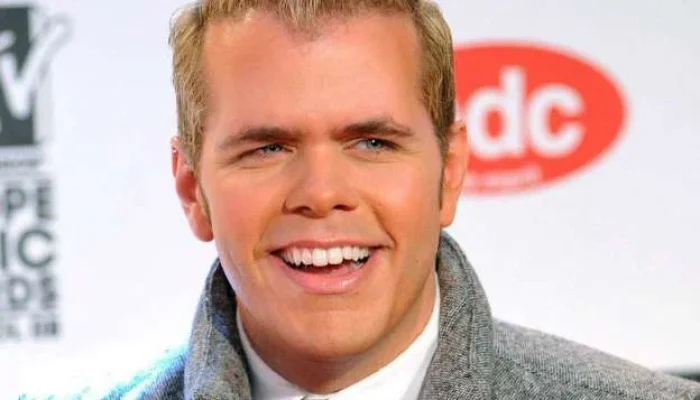Perez Hilton: Dari Kesuksesan Sebagai Blogger Selebriti Hingga Menghadapi Tantangan Kesehatan