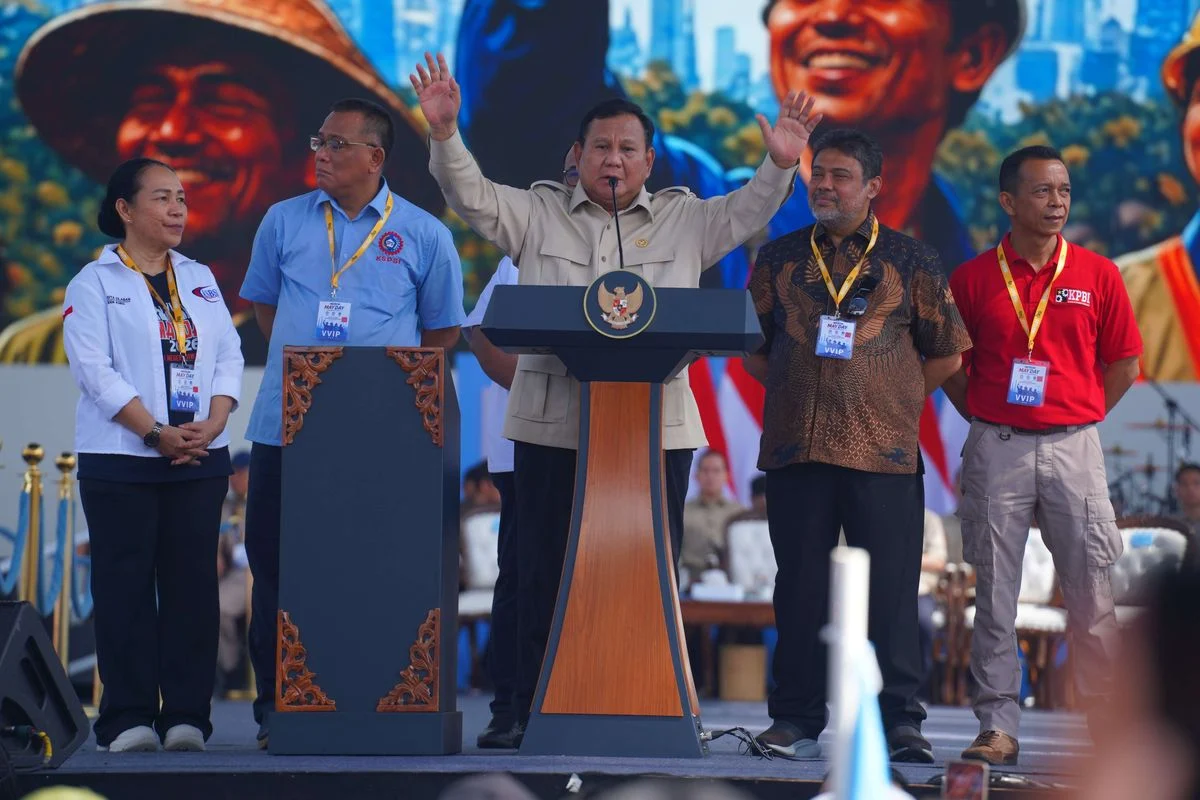 Presiden Prabowo Subianto Didesak untuk Menerbitkan Dekrit Presiden