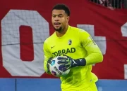 PSG Gagal Rekrut Mika Godts dari Ajax, Sementara Noah Atubolu Terjebak dalam Persoalan Transfer