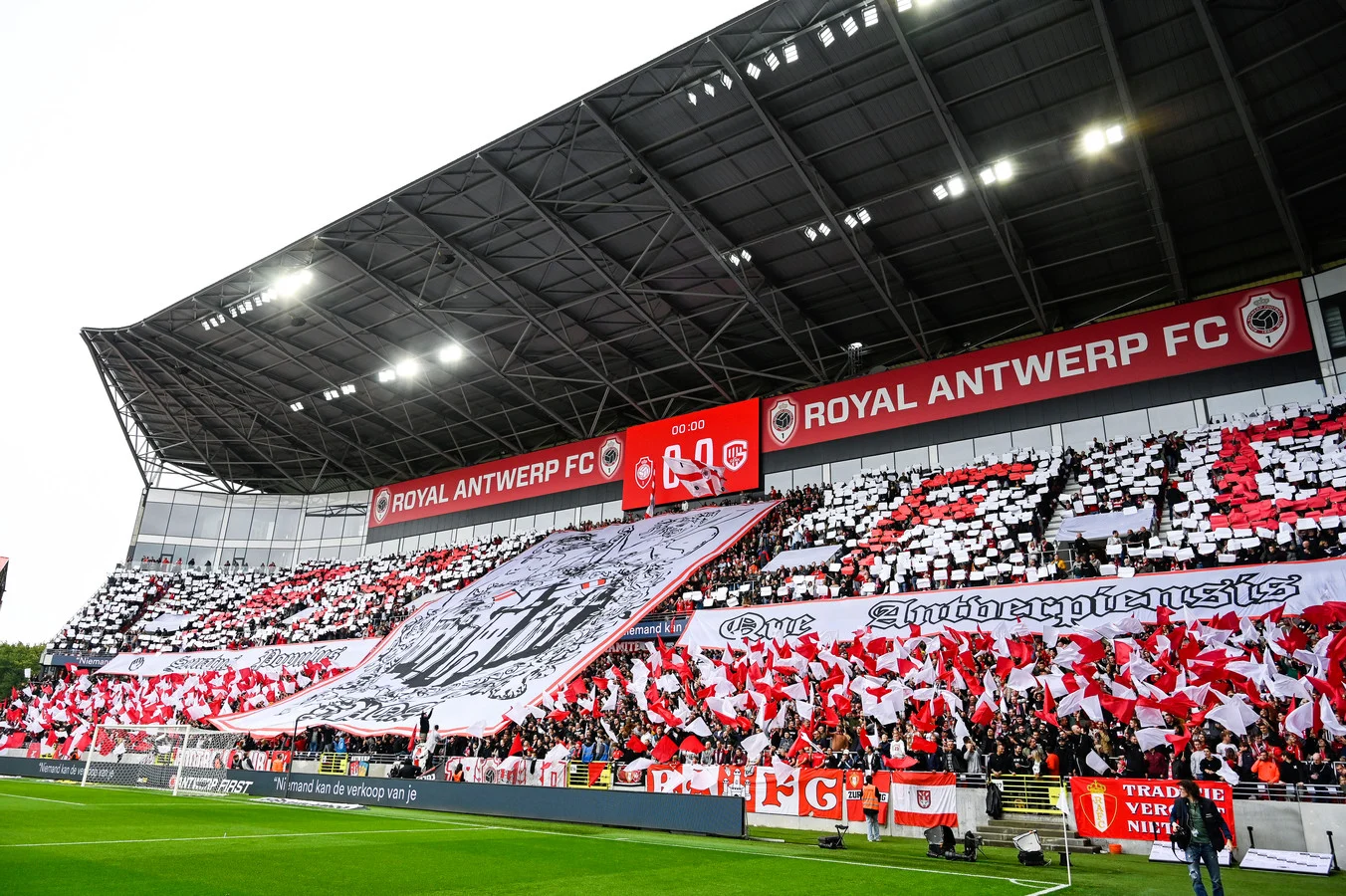 Royal Antwerp: Dari Sepak Bola hingga Konservatori Musik